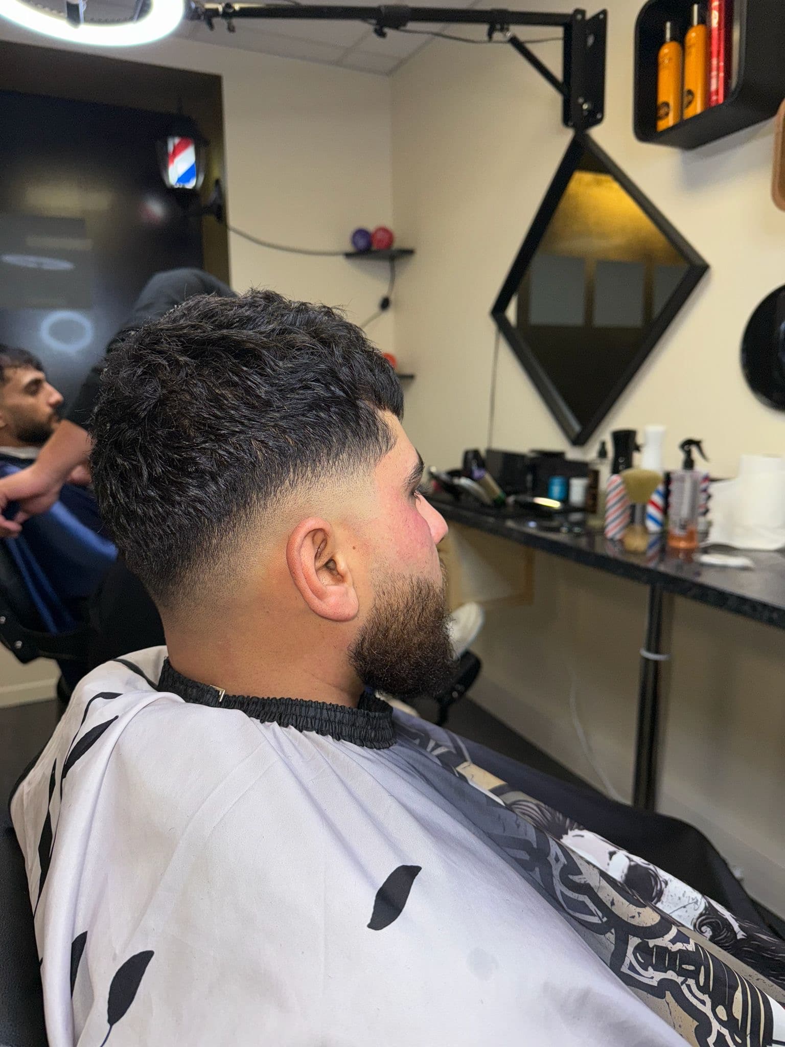 Réalisation coiffeur barbier à Toulouse — dégradé, coupe homme ou barbe (1)