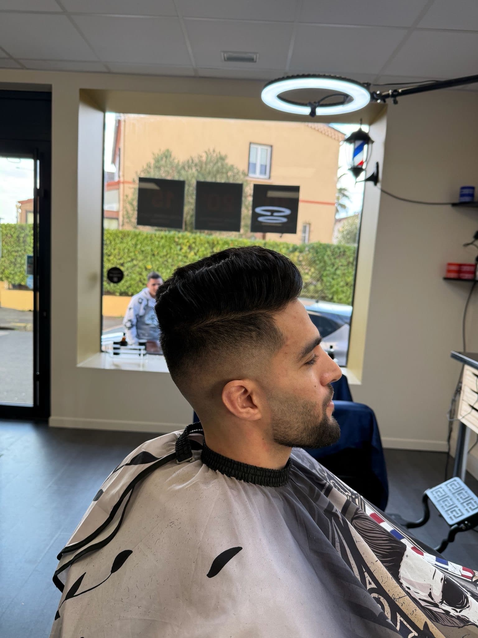 Réalisation coiffeur barbier à Toulouse — dégradé, coupe homme ou barbe (4)